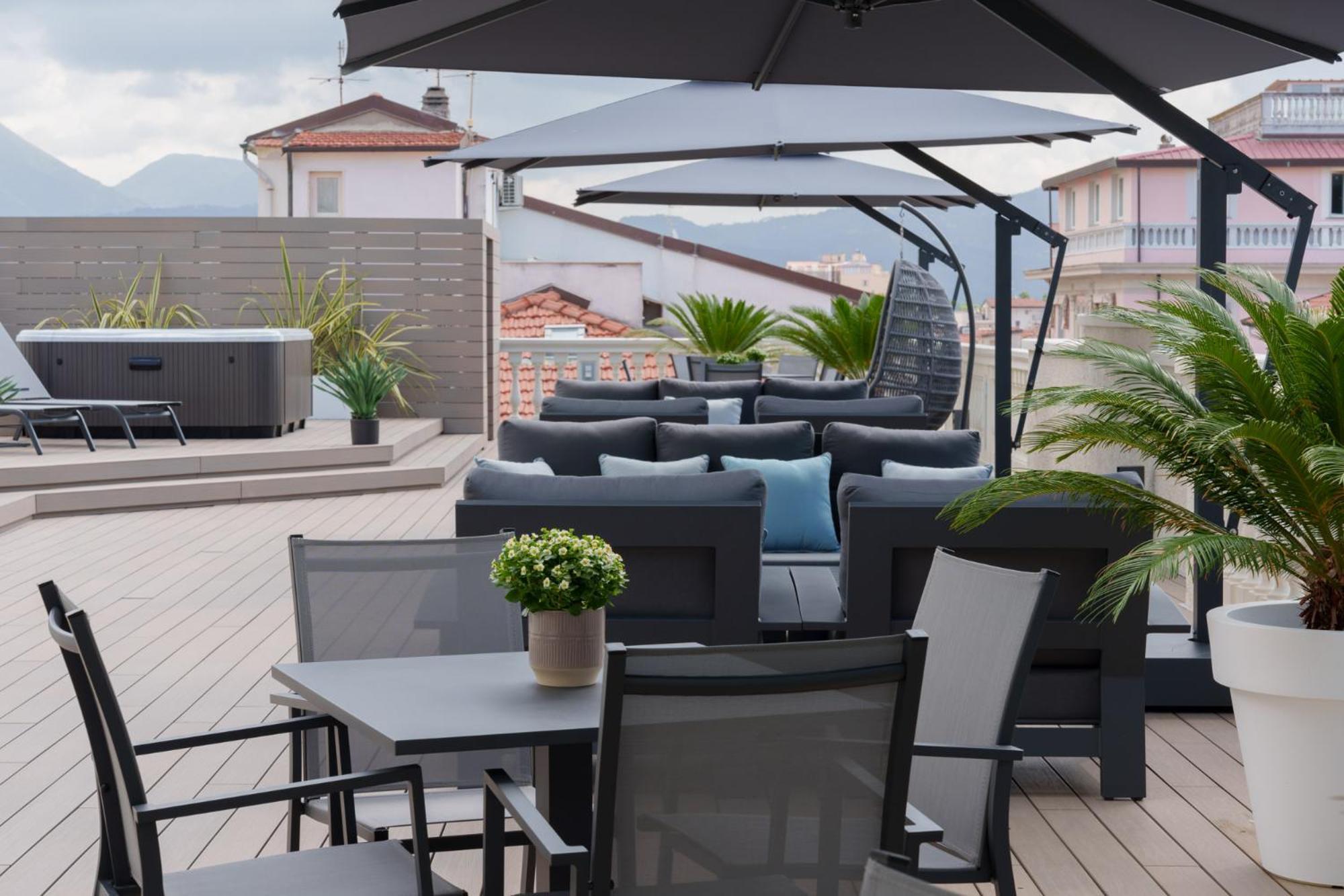 VI Suites Viareggio Luaran gambar
